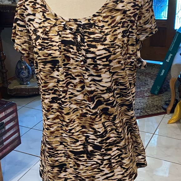 Animal print blouse by notations size L - Picture 3 of 6